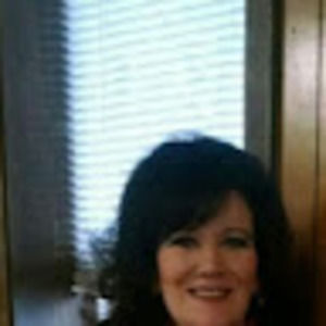 Meet your Posher, Connie